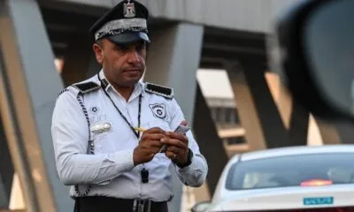 1e9b99a5 8d07 4b06 8203 65da0334bfec