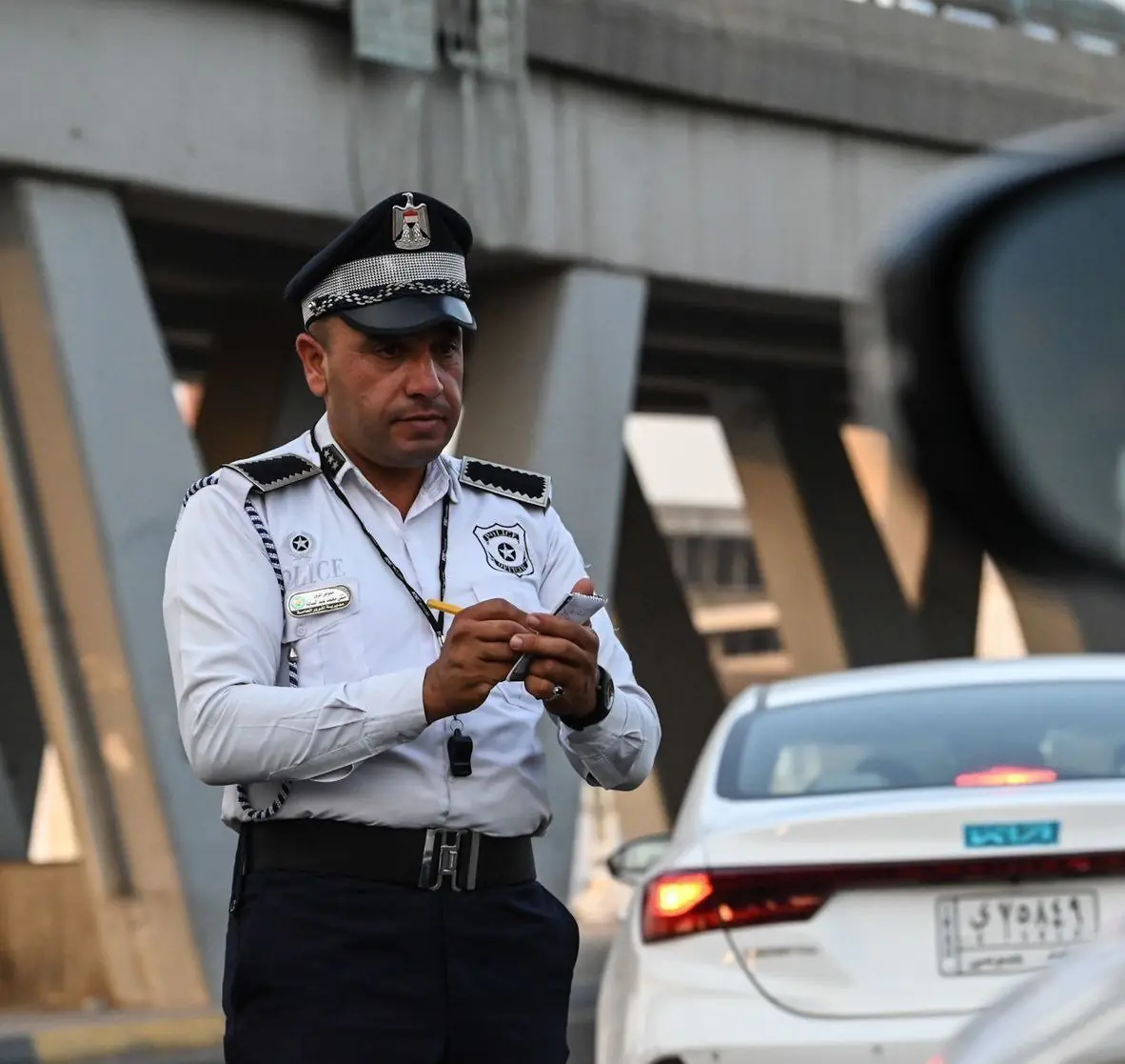 1e9b99a5 8d07 4b06 8203 65da0334bfec