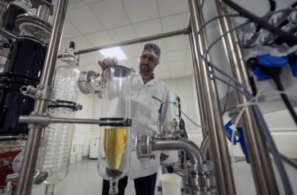 D9ecd576 Bd8f 4e34 Aaa6 2be998b5245c