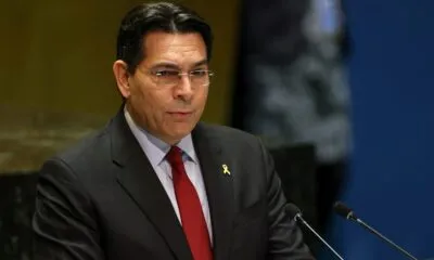 2df285b7 Eccf 40e3 B2ab 30a20ada6a15