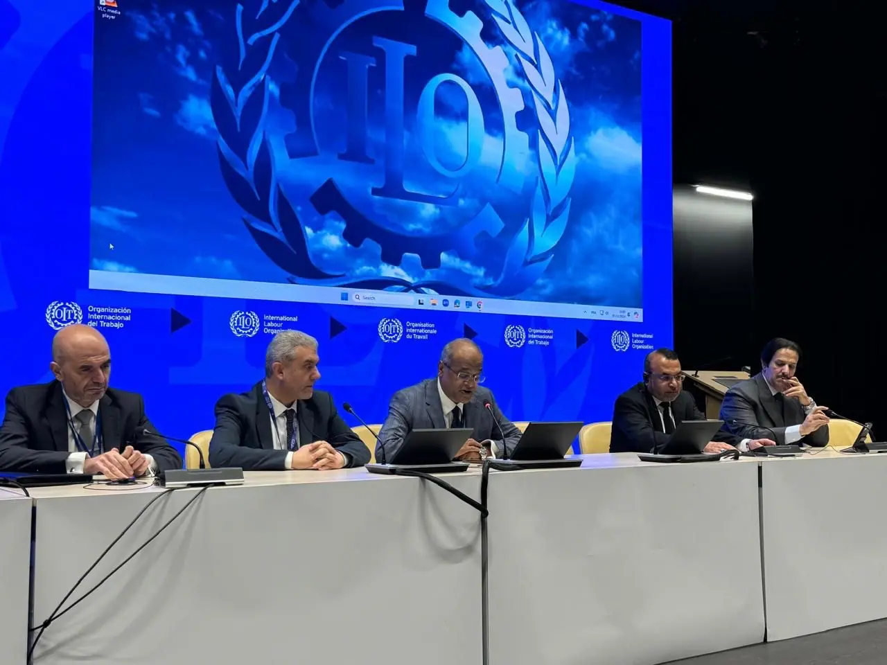 680001fd 6f65 430f 8cc7 0cc24e8f78f1