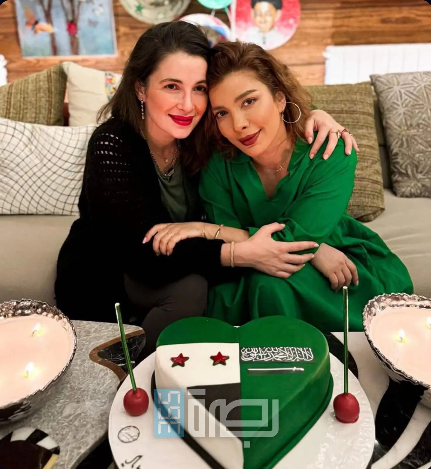 8533ef2d F2c3 48ed 8fb1 74da4d661301